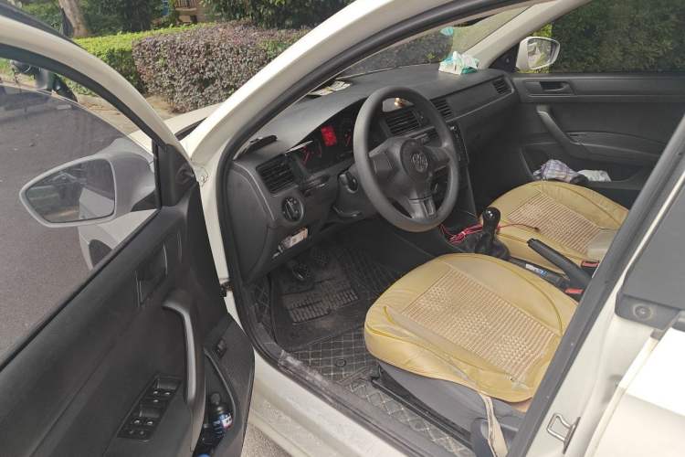 Used Volkswagen Santana 2015 1.4L Manual Fashion Edition Driver Seat