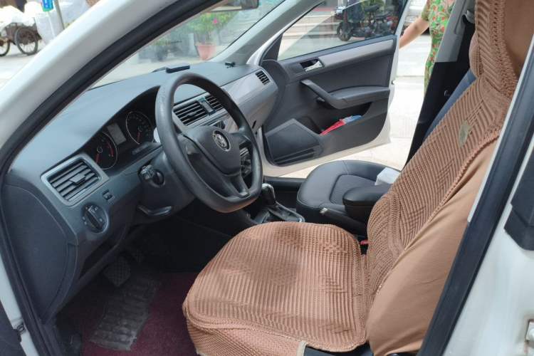 Used Volkswagen Santana 2015 Haval H6 1.6L Automatic Comfort Model Driver Seat