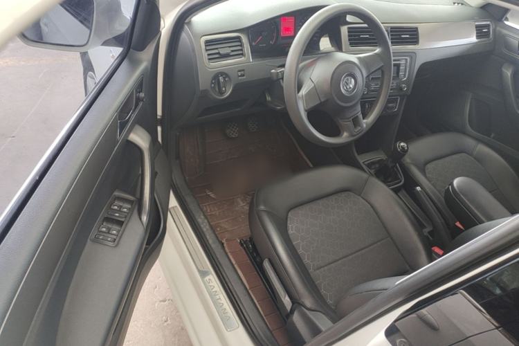 Used Volkswagen Santana 2015 1.6L Manual Comfort Edition Driver Seat