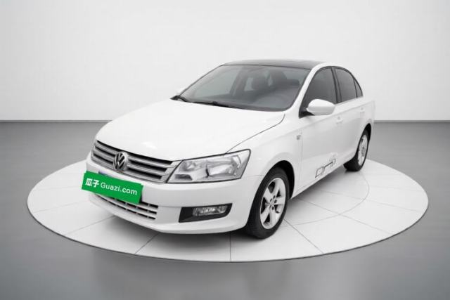 Ojetý Volkswagen Santana 2015 1.4L Manual Comfort Edition