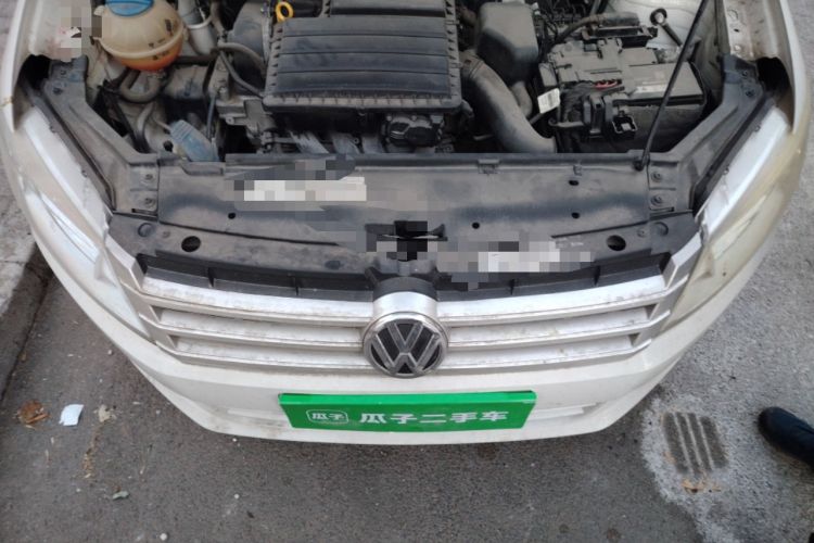 Used Volkswagen Santana 2015 1.6L Automatic Fashion Edition Engine Bay