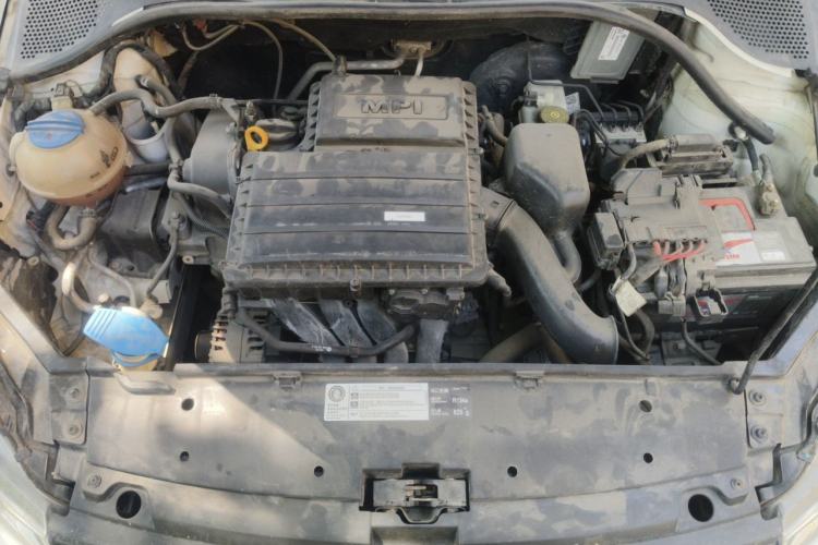 Used Volkswagen Santana 2015 Haval H6 1.6L Automatic Luxury Model Engine Bay