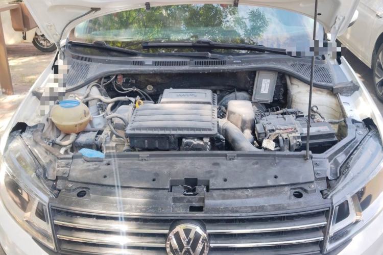 Used Volkswagen Santana 2015 Haval H6 1.6L Automatic Luxury Model Engine Bay