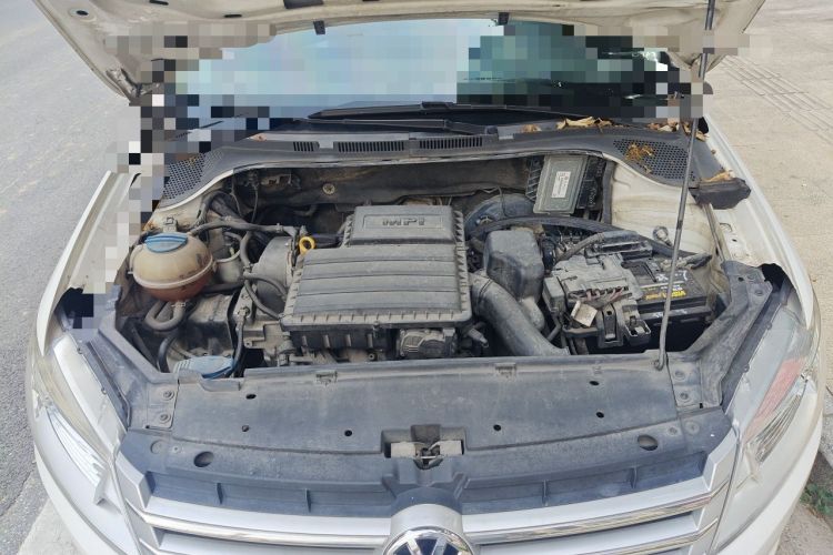 Used Volkswagen Santana 2015 1.6L Automatic Comfort Edition Engine Bay