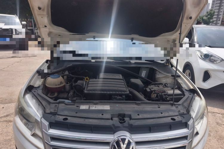 Used Volkswagen Santana 2015 1.6L Automatic Luxury Edition Engine Bay