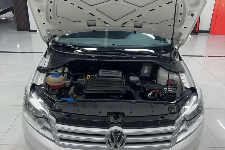 Used Volkswagen Santana 2015 1.4L Manual Fashion Edition Engine Bay