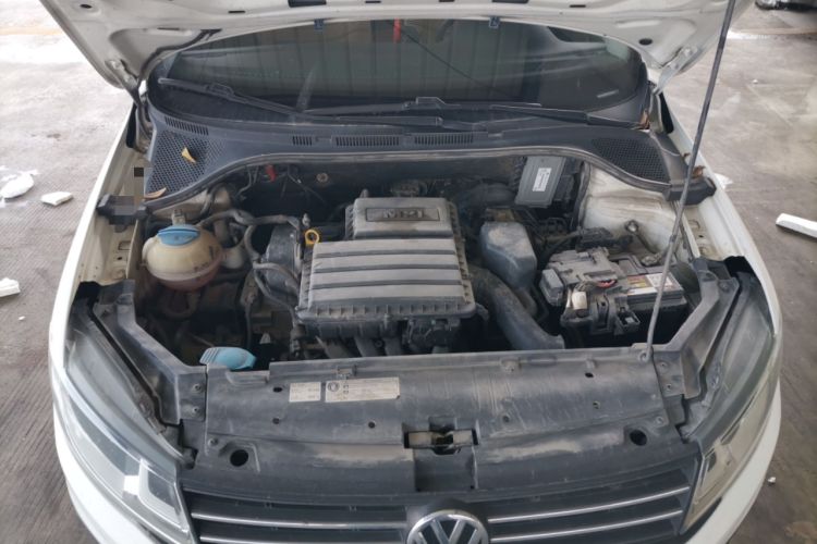 Used Volkswagen Santana 2015 Haval H6 1.6L Automatic Luxury Model Engine Bay