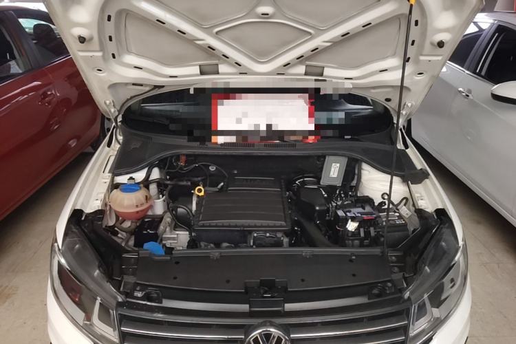Used Volkswagen Santana 2015 Haval H6 1.6L Automatic Luxury Model Engine Bay