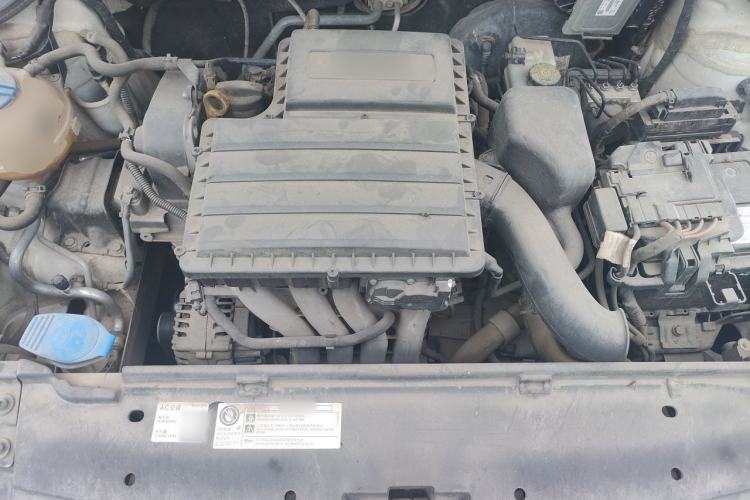 Used Volkswagen Santana 2015 Haval H6 1.6L Automatic Comfort Model Engine Bay