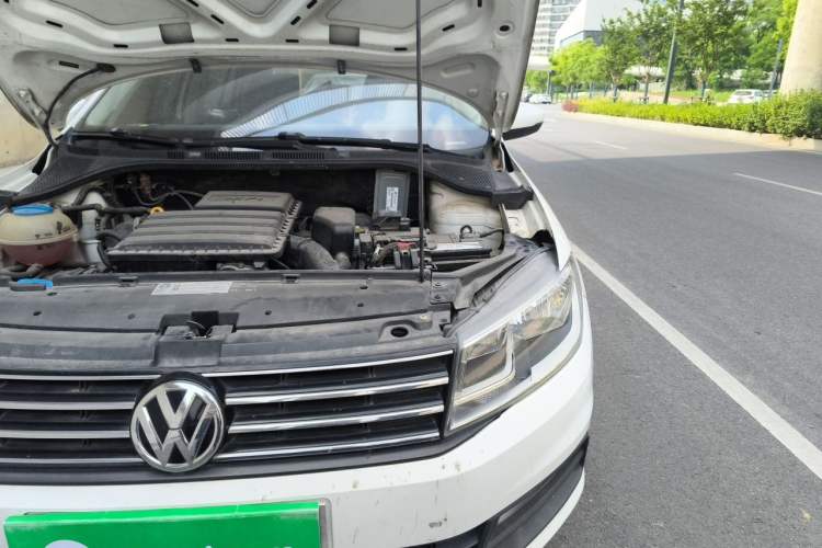 Used Volkswagen Santana 2015 Haval H9 1.6L Manual Comfort Edition Engine Bay Left
