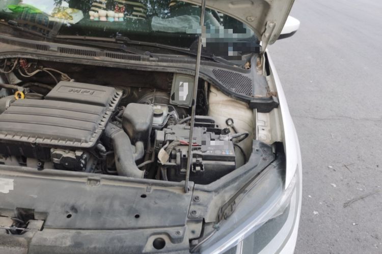 Used Volkswagen Santana 2015 Haval H6 1.6L Automatic Comfort Model Engine Bay Left