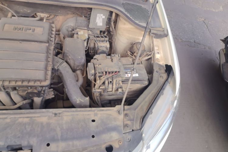 Used Volkswagen Santana 2015 1.4L Manual Fashion Edition Engine Bay Left