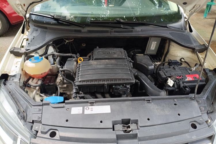 Used Volkswagen Santana 2015 Haval H6 1.6L Automatic Luxury Model Engine Bay