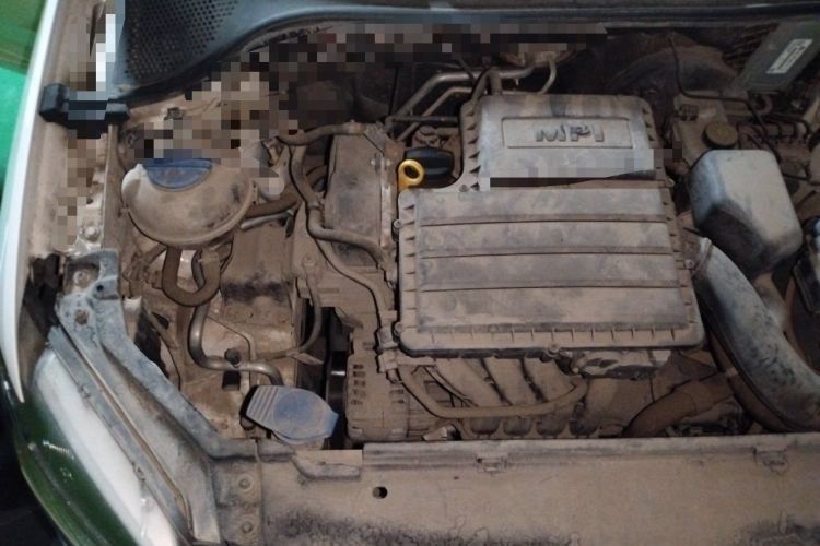 Used Volkswagen Santana 2015 1.4L Manual Fashion Edition Engine Bay Right