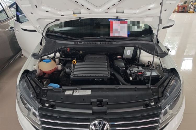 Used Volkswagen Santana 2015 Haval H6 1.6L Automatic Luxury Model Engine Bay