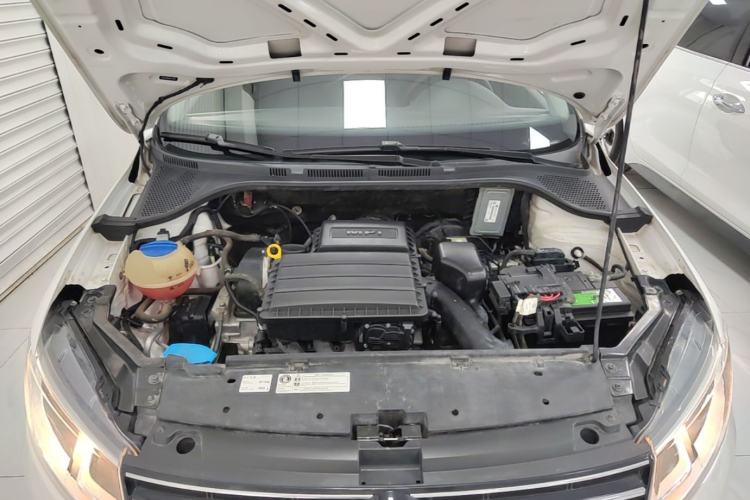Used Volkswagen Santana 2015 Haval H6 1.6L Automatic Comfort Model Engine Bay
