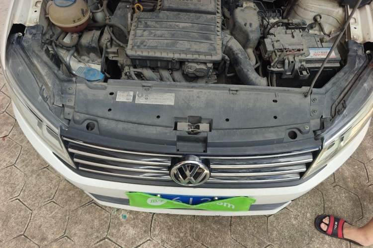 Used Volkswagen Santana 2015 Haval H6 1.6L Automatic Comfort Model Engine Bay
