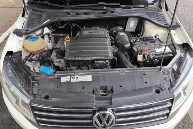 Used Volkswagen Santana 2015 Haval H6 1.6L Automatic Comfort Model Engine Bay