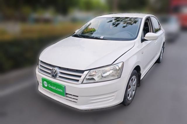 Ojetý Volkswagen Santana 2015 1.4L Manual Fashion Edition