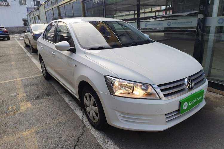 Used Volkswagen Santana 2015 1.4L Manual Fashion Edition Exterior 1