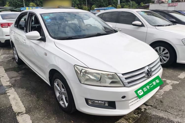 Used Volkswagen Santana 2015 1.6L Manual Comfort Edition Exterior 1