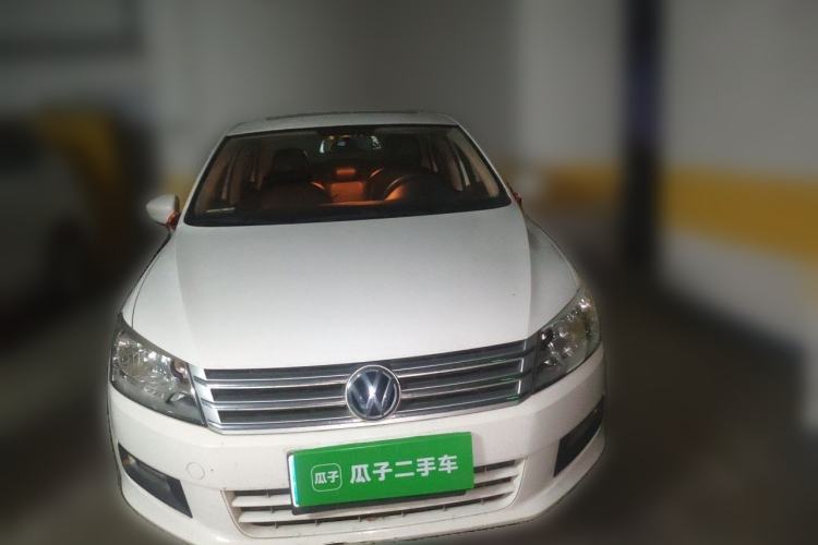 Used Volkswagen Santana 2015 1.6L Manual Comfort Edition Exterior 1