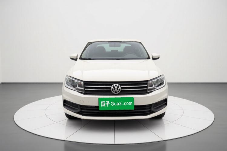 Used Volkswagen Santana 2015 Haval H6 1.6L Automatic Luxury Model Exterior 1