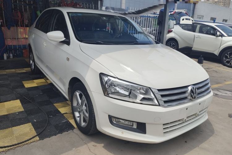 Used Volkswagen Santana 2015 1.6L Automatic Comfort Edition Exterior 1