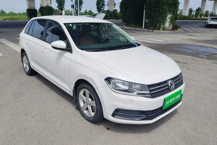 Used Volkswagen Santana 2015 Haval H6 1.6L Automatic Luxury Model Exterior 1