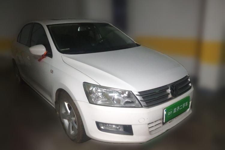 Used Volkswagen Santana 2015 1.6L Manual Comfort Edition Exterior 2