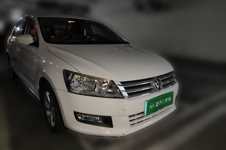 Used Volkswagen Santana 2015 1.6L Automatic Comfort Edition Exterior 2