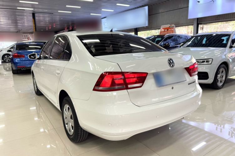 Used Volkswagen Santana 2015 1.4L Manual Fashion Edition Exterior 3
