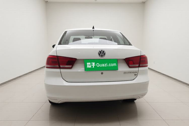 Used Volkswagen Santana 2015 1.6L Manual Fashion Edition Exterior 4