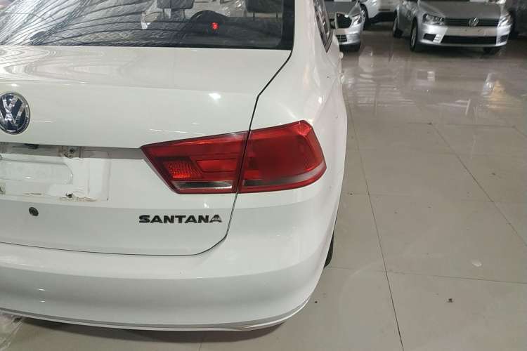 Used Volkswagen Santana 2015 1.4L Manual Fashion Edition Exterior 4