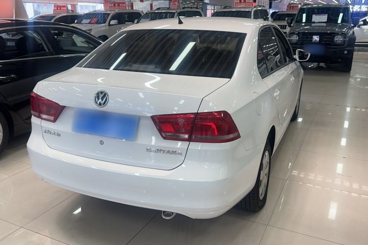 Used Volkswagen Santana 2015 1.4L Manual Fashion Edition Exterior 5