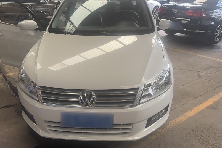 Used Volkswagen Santana 2015 1.6L Manual Comfort Edition Exterior 5
