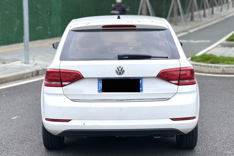 Used Volkswagen Santana 2015 Haval H6 1.6L Automatic Comfort Model Exterior 5