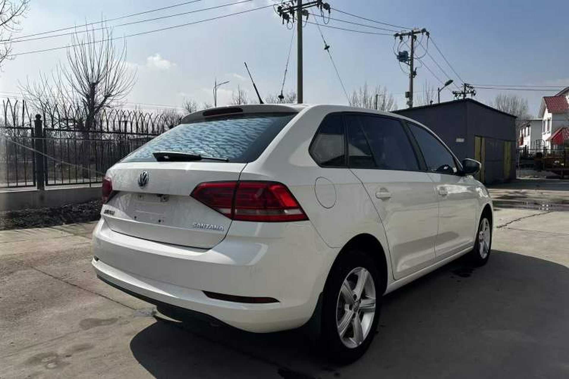 Used Volkswagen Santana 2015 Haval H6 1.6L Automatic Luxury Model Exterior 7