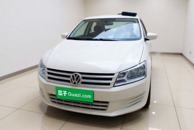 Ojetý Volkswagen Santana 2015 1.4L Manual Fashion Edition