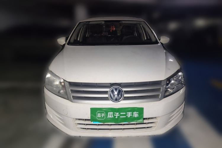 Used Volkswagen Santana 2015 1.6L Manual Fashion Edition Front