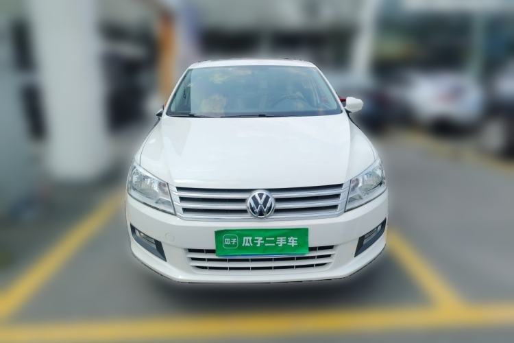 Used Volkswagen Santana 2015 1.6L Automatic Comfort Edition Front