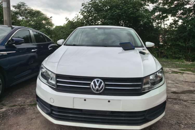 Used Volkswagen Santana 2015 Haval H6 1.6L Automatic Luxury Model Front