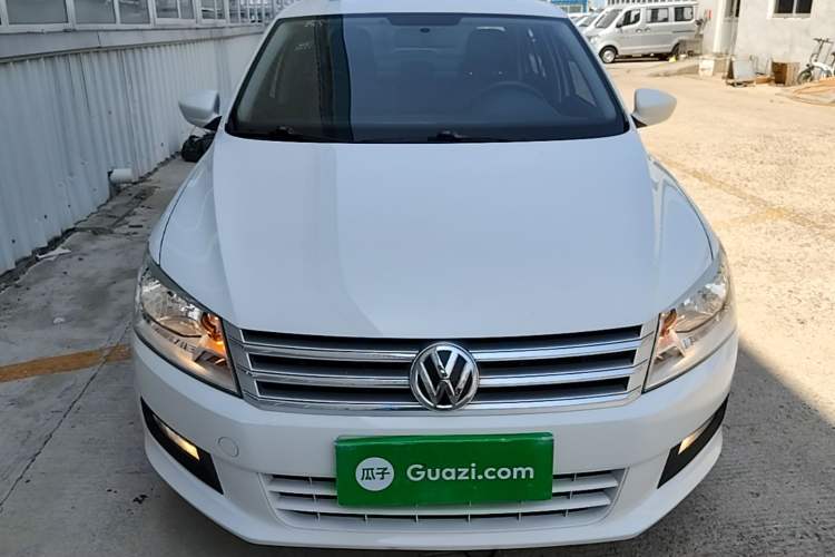Used Volkswagen Santana 2015 1.6L Manual Comfort Edition Front
