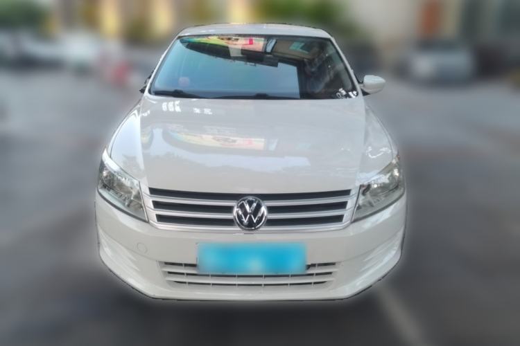 Used Volkswagen Santana 2015 1.6L Manual Fashion Edition Front