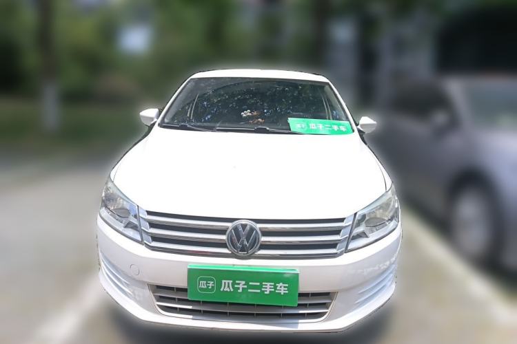 Used Volkswagen Santana 2015 1.6L Manual Fashion Edition Front