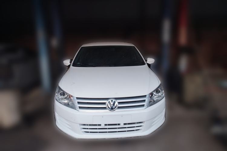 Used Volkswagen Santana 2015 1.6L Manual Fashion Edition Front
