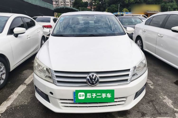 Used Volkswagen Santana 2015 1.6L Manual Comfort Edition Front