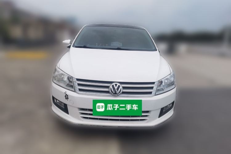 Used Volkswagen Santana 2015 1.4L Manual Comfort Edition Front