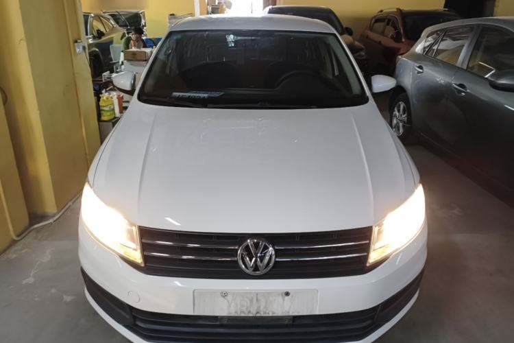 Used Volkswagen Santana 2015 Haval H6 1.6L Automatic Luxury Model Front