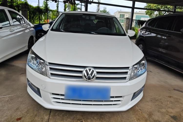 Used Volkswagen Santana 2015 1.6L Automatic Comfort Edition Front